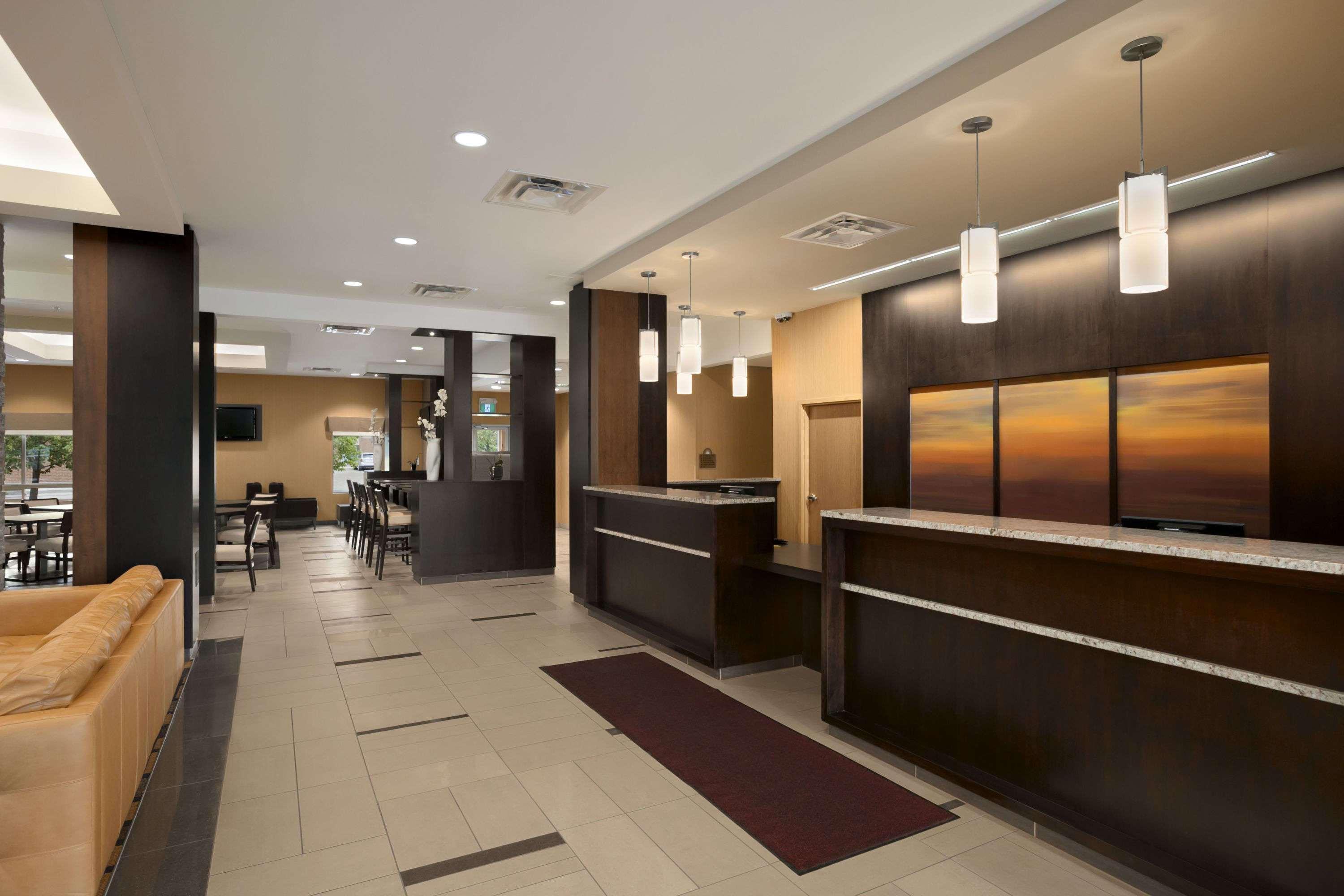 Days Inn & Suites By Wyndham Winnipeg Airport Manitoba Buitenkant foto